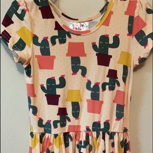 Dot Dot Smile brand dress. Little girls size 5/6.